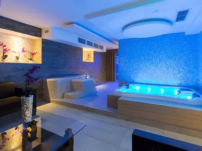 Jacuzzi Bath